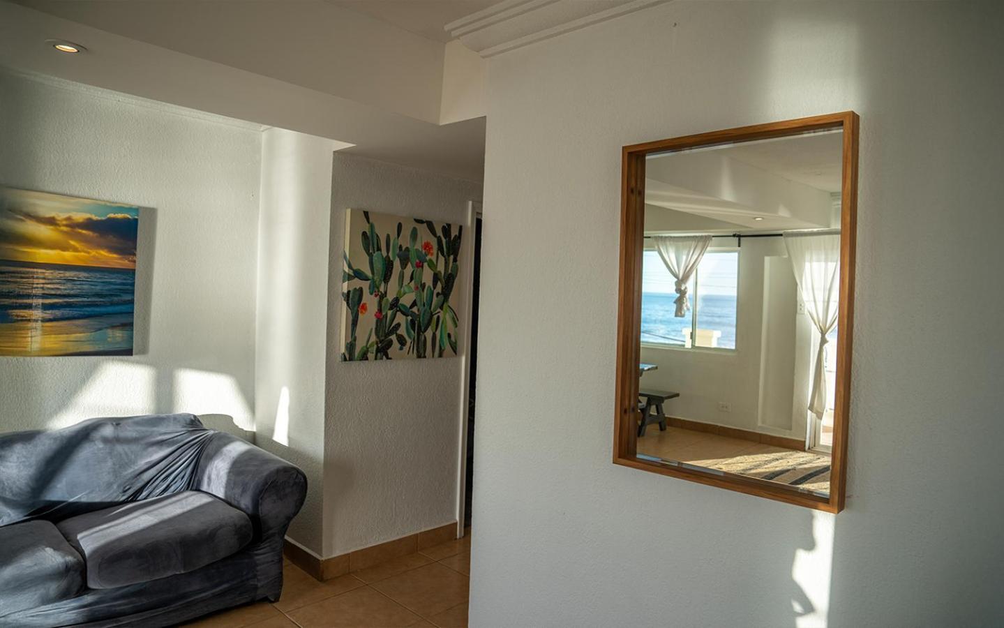 Beachfront Two Bedroom With 3 Beds ティファナ エクステリア 写真